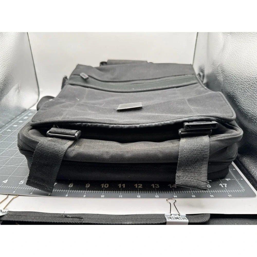 Leed's‎ Black Messenger Bag Satchel Laptop Computer 8500-11